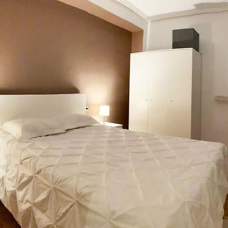 Rooms In Spacious Beach Flat In Valencia Ngoại thất bức ảnh