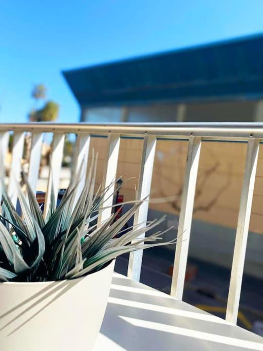 Rooms In Spacious Beach Flat In Valencia Ngoại thất bức ảnh