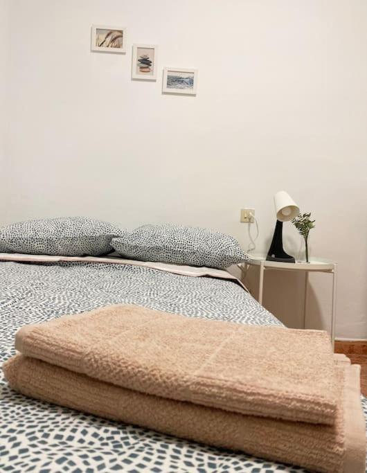 Rooms In Spacious Beach Flat In Valencia Ngoại thất bức ảnh